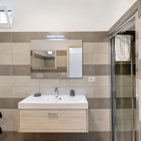 L'aurora 3* Удженто